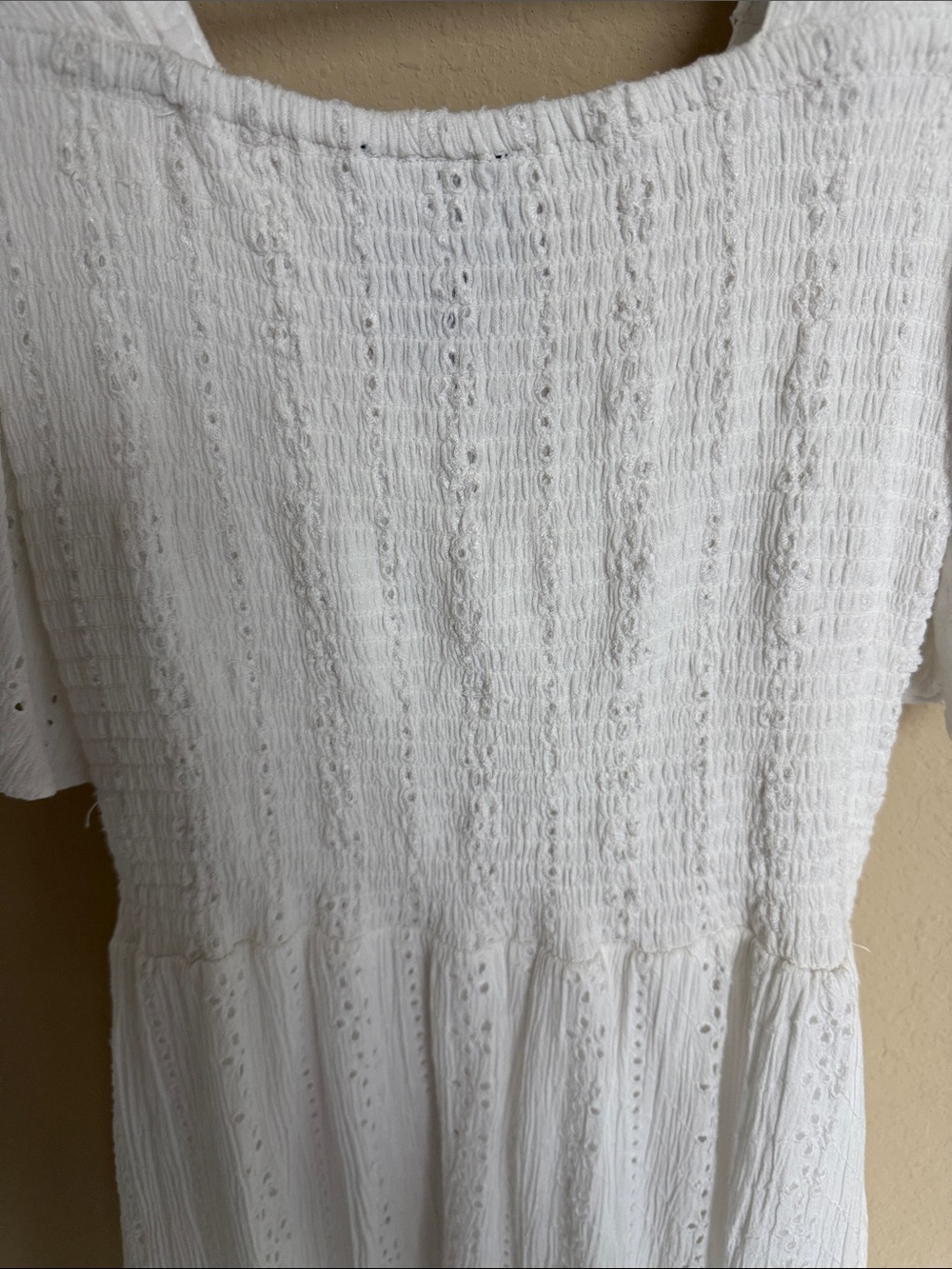 Angie White Eyelet deep V-Neck Flutter Mini flare Dress S - Picture 4 of 5